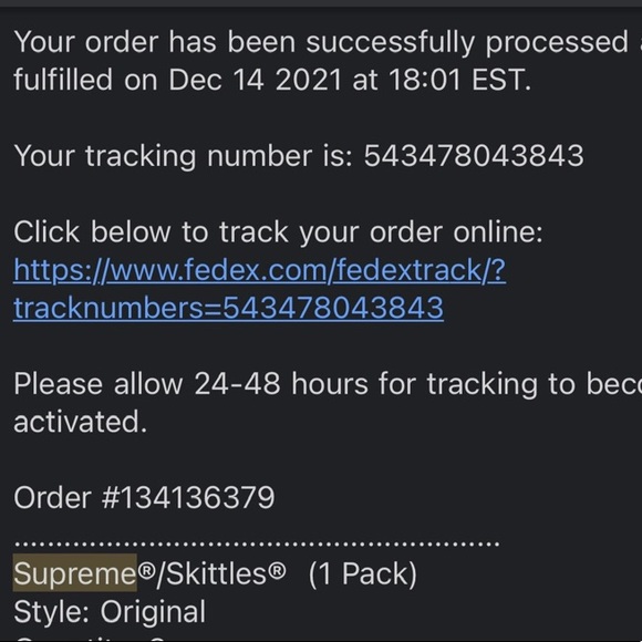 Supreme Rainbow 🌈 Skittles Authentic Taste the Rainbow - Picture 4 of 4